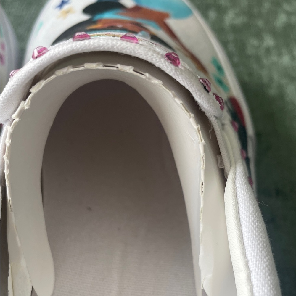 Woman’s Disney Princess custom Slip-On sneakers.with Cinderella and Jasmine. - Picture 6 of 10
